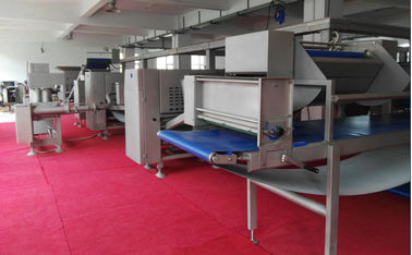 चीन ग्राहक वसायुक्त औद्योगिक रोटी बनाने की मशीन वियोज्य फैट पंप के साथ फैक्टरी